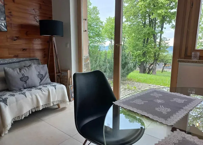 Apartament Na Cyrhli Z Tarasem