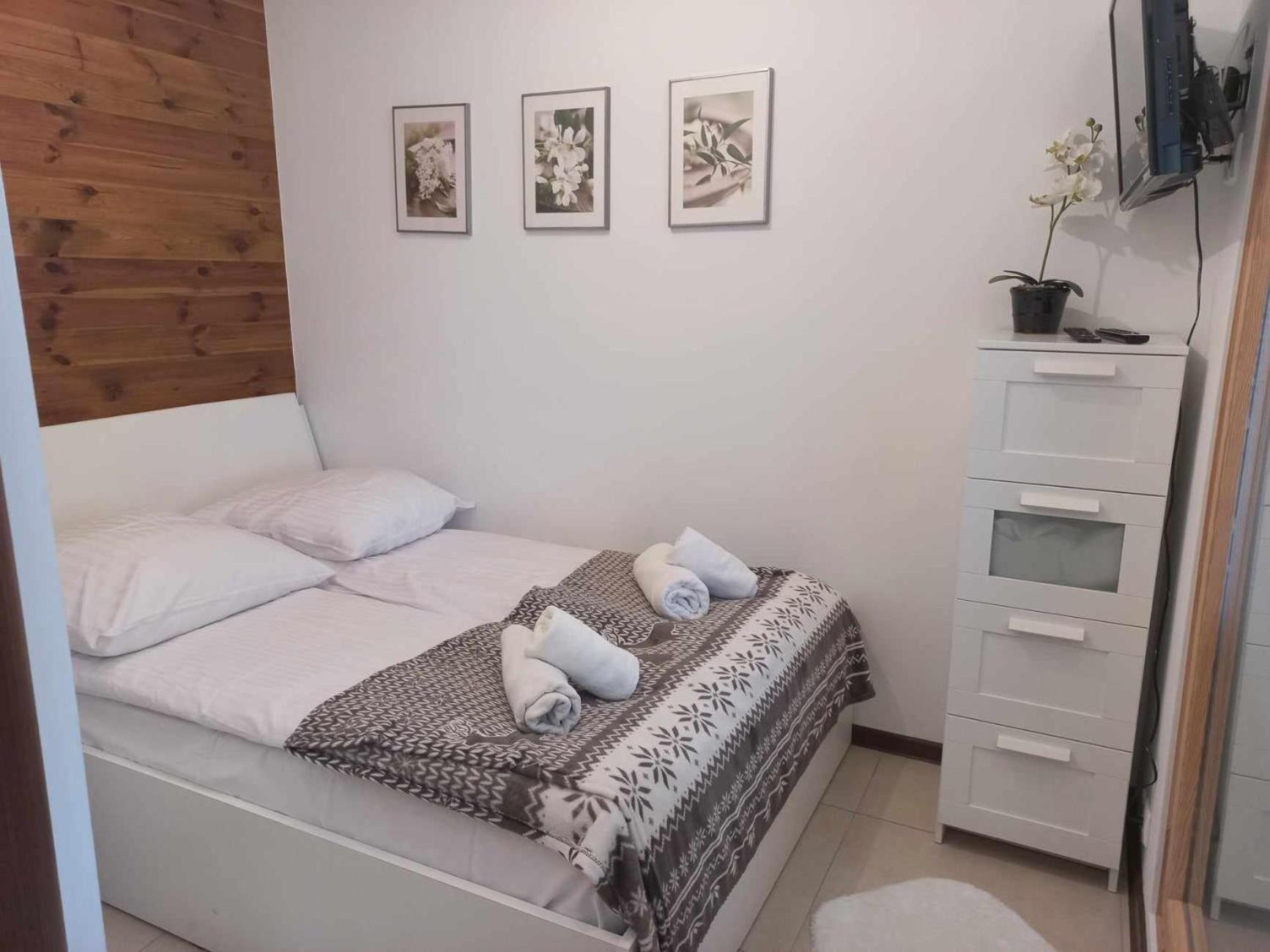 Na Cyrhli Z Tarasem Apartment *