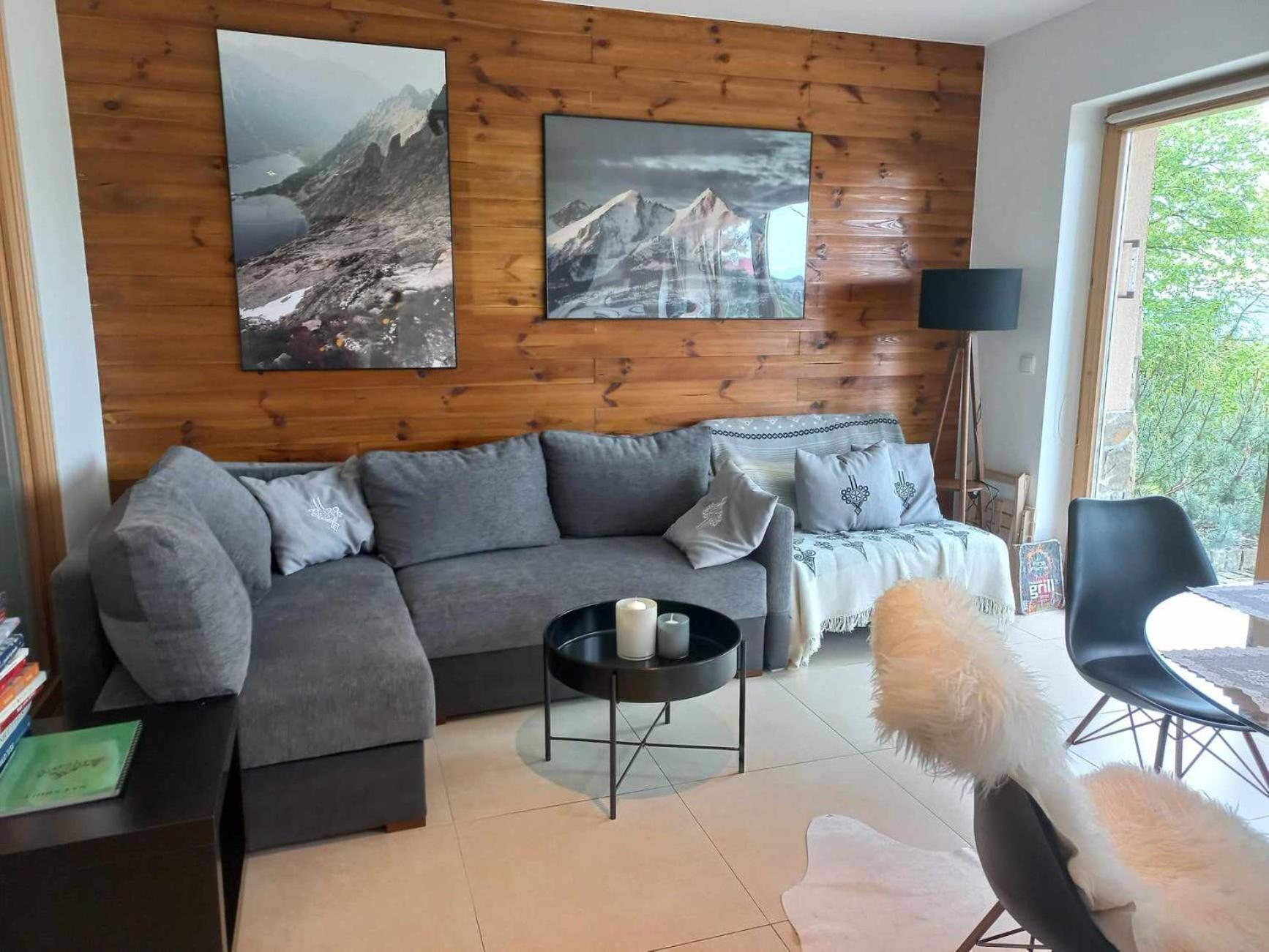 Na Cyrhli Z Tarasem Apartment